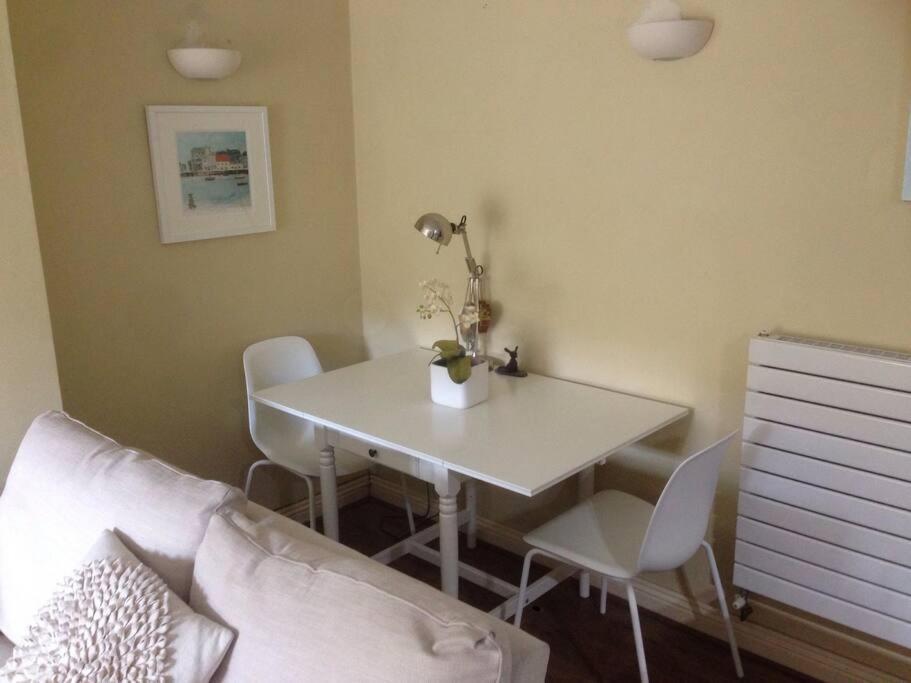 One Bed Flat Close To Centre Apartment